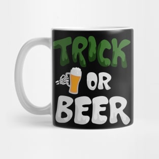 Funny Trick or Beer Lover Halloween Drinking Outfit Mug